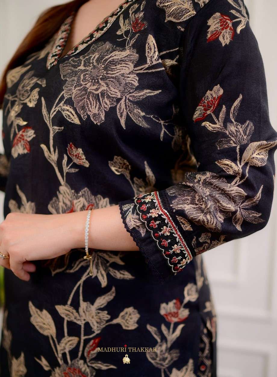 Flawless Florals ? Printex Embroidered Cotton Dress for Daily Style (L) - Image 4